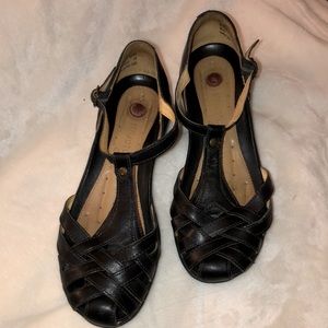 Clarks leather “structured” braided front sandals